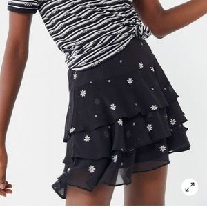 UO  Black- daisy Miniskirt  Soft Ruffles  Size Med- Free shipping